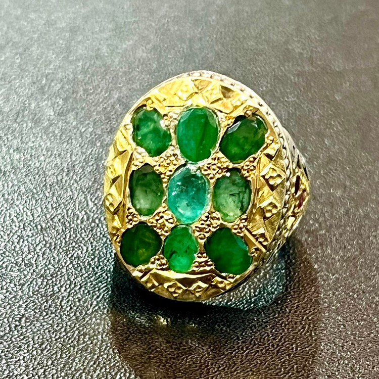 مشخصات و خرید زمرد زامبیا معدنی