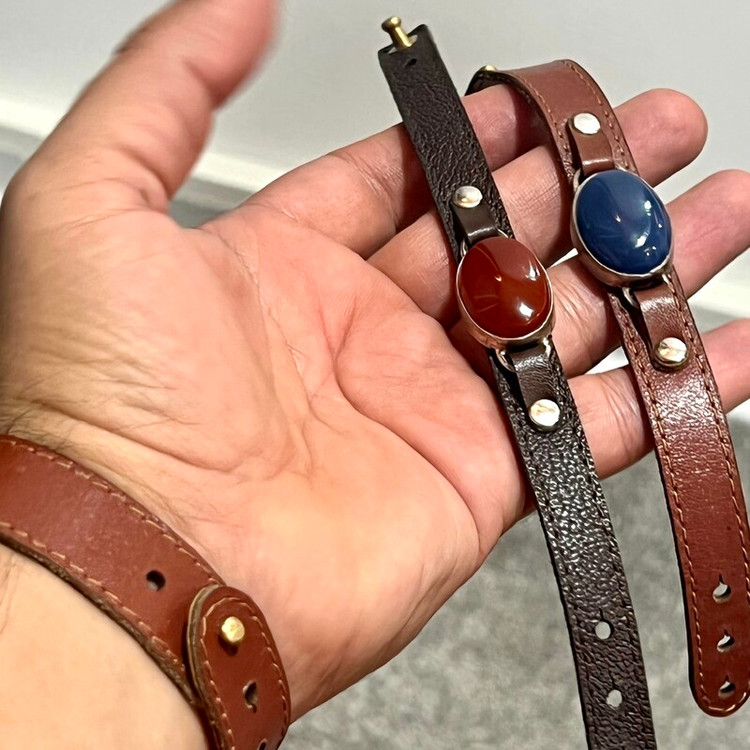 مشخصات قیمت و خرید دستبند چرمی مردانه با نگین عقیق