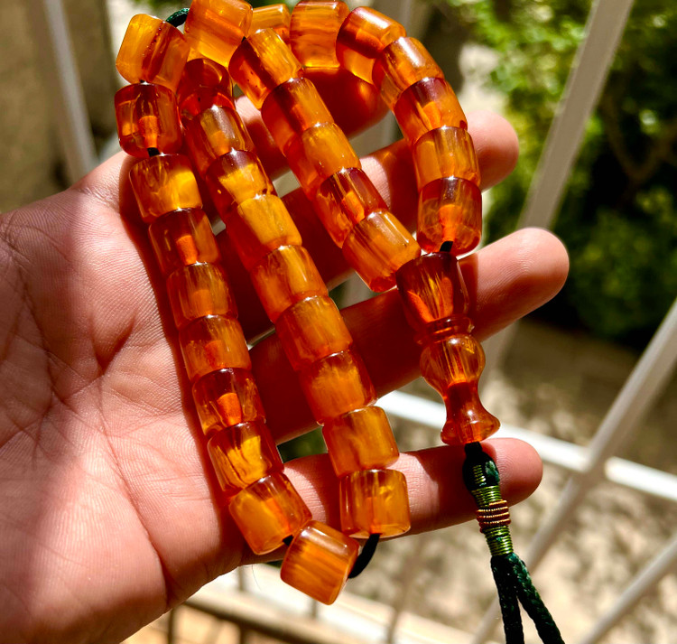 تسبیح سندلوس یاغبال تمام رگه دار ،خشک و معطر تراش ده ساله متریال عالی ،چگالی دار کد ۳۲۴