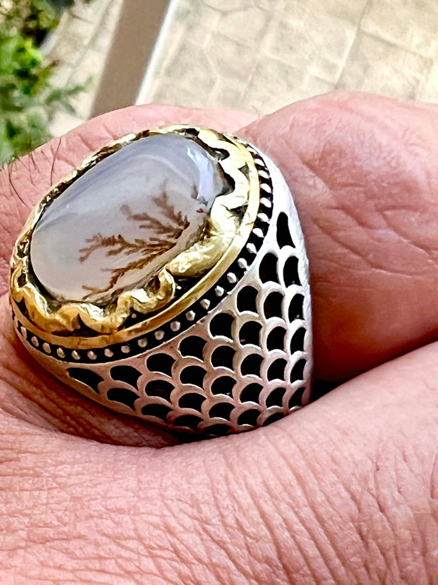 انگشتر عقیق شجر قاین معدنی و اصل رکاب قدیمی با مهر طهران فتحیان کد ۳۳۲
