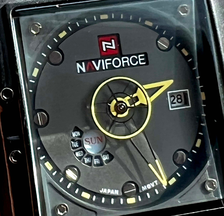 ساعت مچی مردانه navi force مدل NF9065M موتور ژاپنی اصل کد ۳۷۵