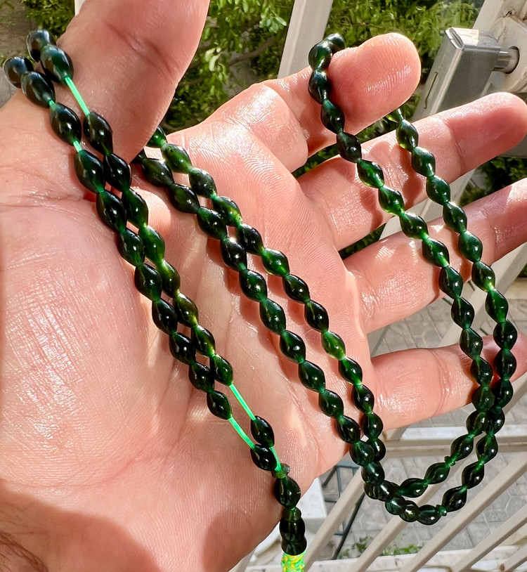 تسبیح شاه مقصود سبز زمردی تیره جلال آبادی افغان کد 601